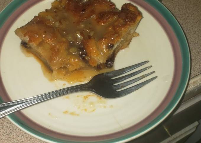 Simple Way to Make Favorite Bread pudding with pecan whiskey sauce