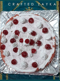 A picture of Red Velvet Cake.