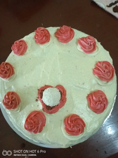 A picture of Red velvet cake#bakingchallenge.