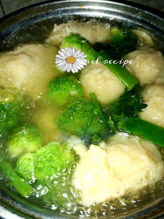 Foto resep Sop pentol brokoli