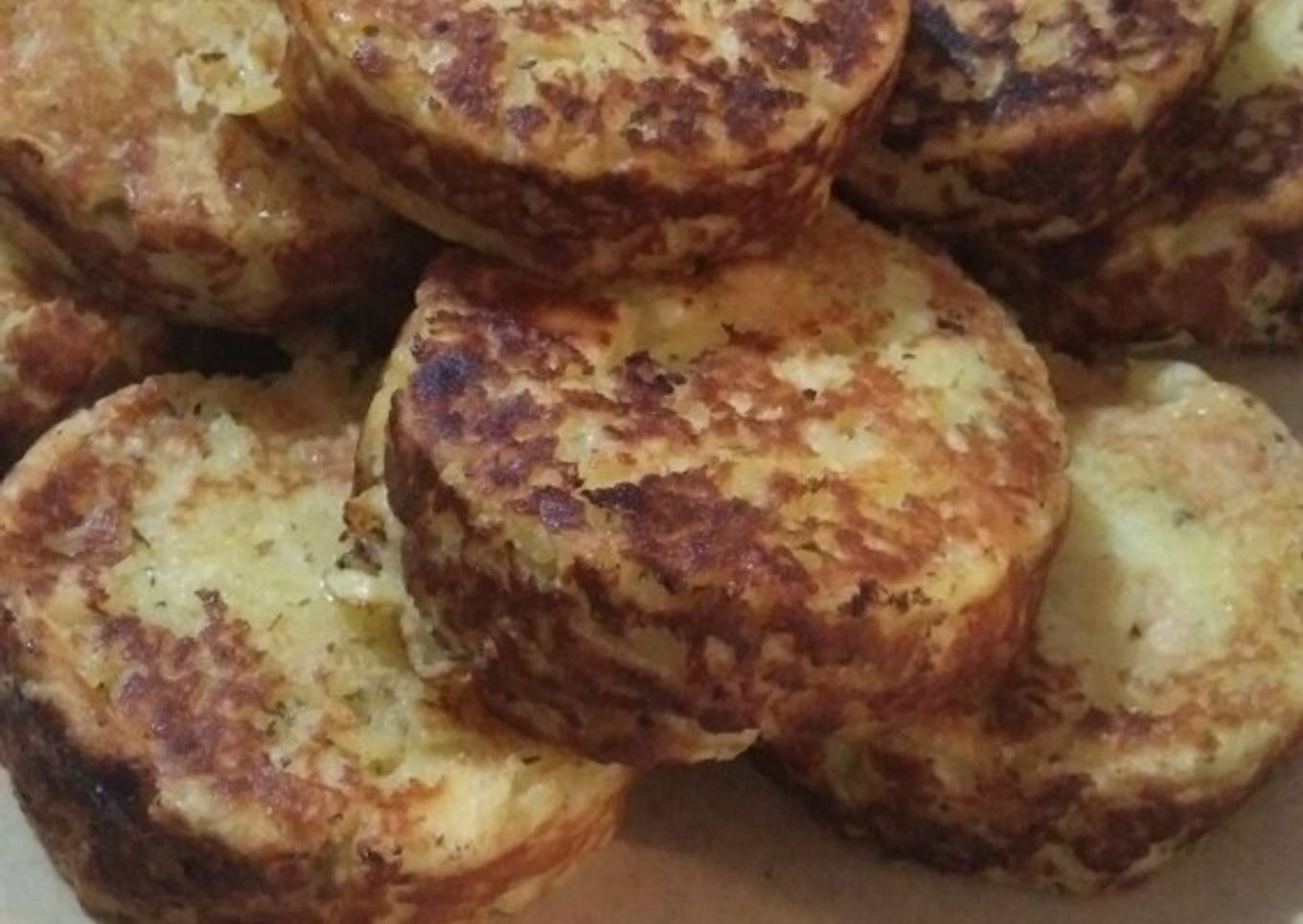 Kue Lumpur ala Garlic Bread yang super gurih