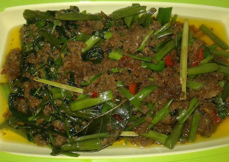 Tumis Kangkung Oncom