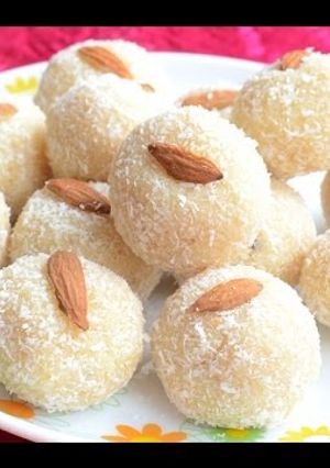 नारियल के लड्डू (nariyal ke laddu recipe in Hindi) रेसिपी मुख्य फोटो