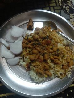 राजमा चावल (Rajma Chawal recipe in hindi) रेसिपी मुख्य फोटो