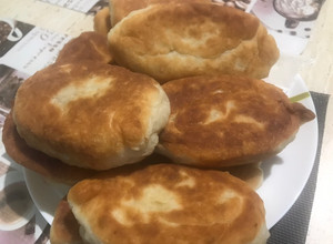 Фото Пирожки жареные с капустой.