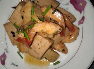 Hình của món Tép rim chả lụa.