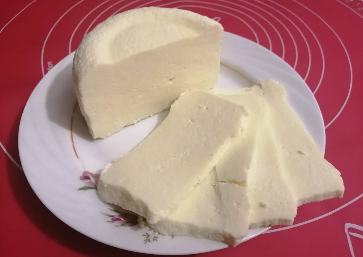 Сыр в домашних условиях из молока простой со сметаной и яйцом рецепт с фото пошагово