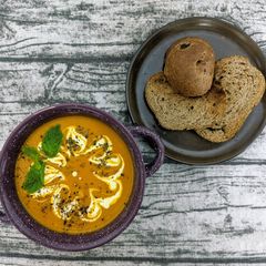 A picture of Curry carrot soup.