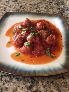 Una foto de Albóndigas en salsa de tomate