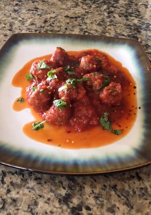 Una foto de Albóndigas en salsa de tomate