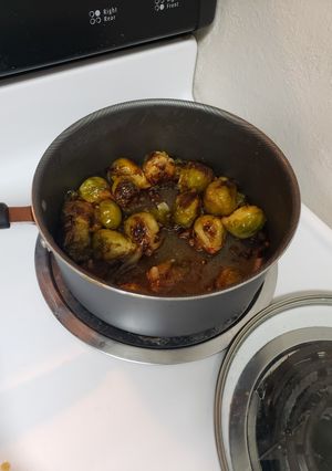 A picture of Brussels sprouts (keto friendly).