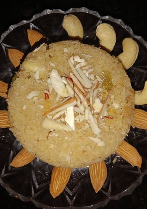 A picture of Suji Halwa (Prashad special).