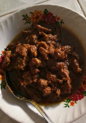 Foto resep Semur daging sapi pedas manis