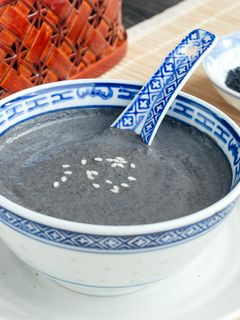 【影片】簡易芝麻糊 的食譜成品照片