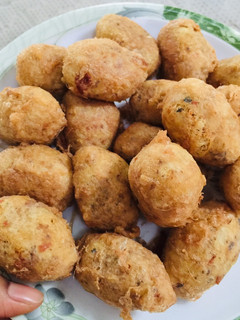 A picture of Yam ball.