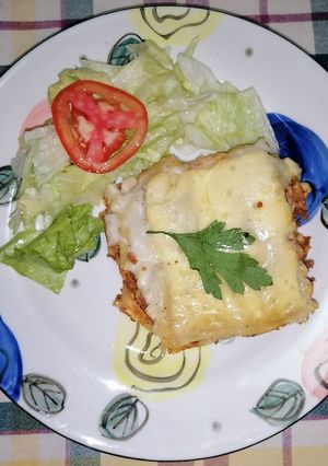 Una foto de Lasaña boloñesa 🇮🇹