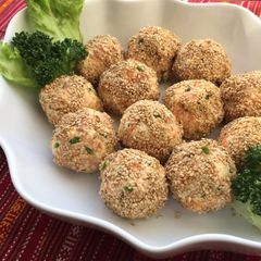 A picture of Uzbekistan Potato Salad Ball.