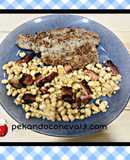 Mongetes amb botifarra esparracada y cansalada (Judía blanca con butifarra rasgada y tocino)