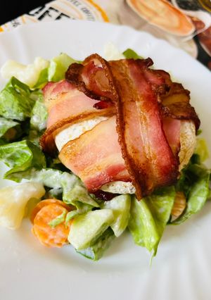 Camambert sajt bacon kabátban🧀🥓 recept fotója