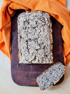 Una foto de Pan de semillas, sin harina, sin levadura, sin amasado, sin gluten, larga fermentación 🥰