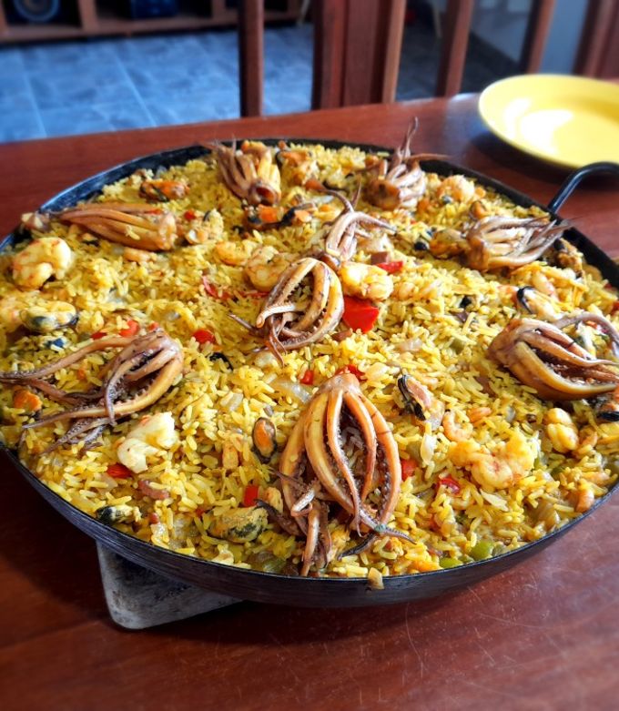 https://img-global.cpcdn.com/recipes/04a7b53498a19605/680x781cq80/paella-de-mariscos-express-super-facil-foto-principal.jpg