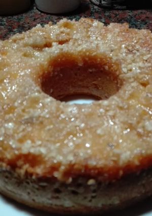 Una foto de Torta invertida de Manzana y avena. (sin tac)