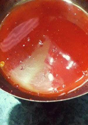 टमाटर की लाल चटनी (Tamatar ki lal chutney recipe in hindi) रेसिपी मुख्य फोटो