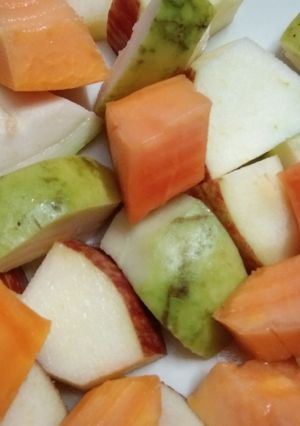 A picture of Fruit Chat.
