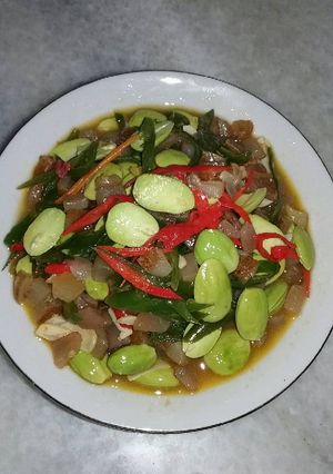 Foto resep Kikil sapi masak cabai hijau..