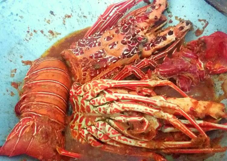 Cara Gampang Menyiapkan Lobster saus padang yang Lezat