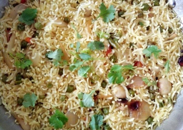 Matar mushroom pulao