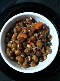சட்பட்டா சன்னா சாட் ரெசிபி(chana chat recipe in tamil) செய்முறை முக்கிய புகைப்படம்