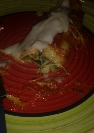 Una foto de Canelones de pollo y acelga