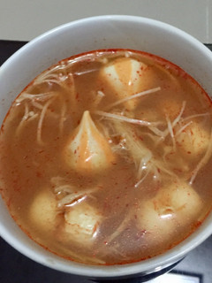 Foto resep Sup tomyam bola-bola ikan sederhana