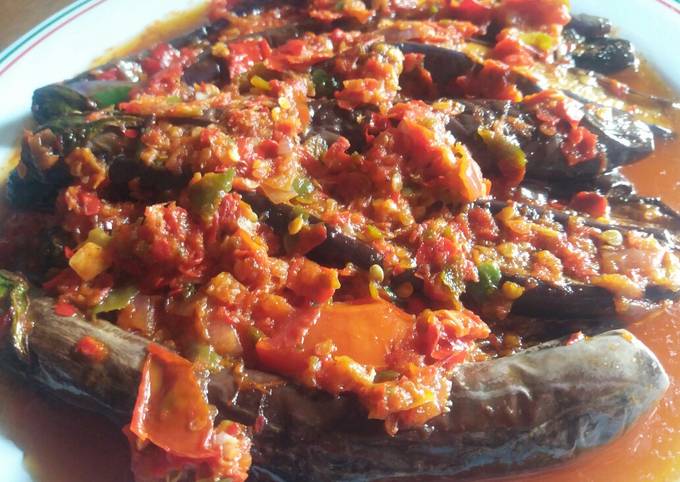 Langkah Mudah untuk Menyiapkan Sambal joss terong ungu ala mom gebi yang Enak Banget