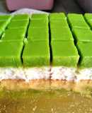 Kuih seri muka pandan