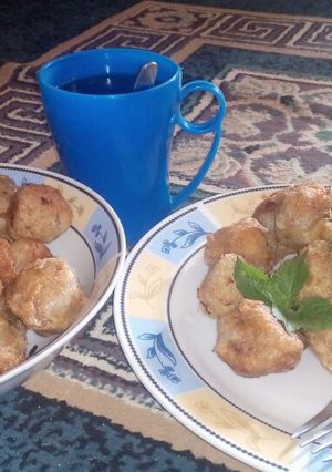 A picture of Yam balls.