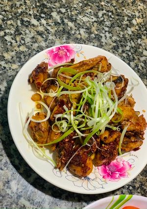 Hình của món Cánh gà chiên sốt bơ.