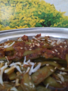 અચારી ગુવાર સબ્જી (Achari Guvar Sabji Recipe In Gujarati) રેસીપી મુખ્ય ફોટો