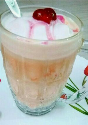 A picture of Rabdi Falooda with Icecream.