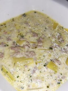 Hackfleisch-Käse-Lauchsuppe Rezepthauptbild