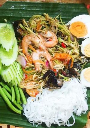 รูปของ ยำมะม่วงปูกุ้งสด