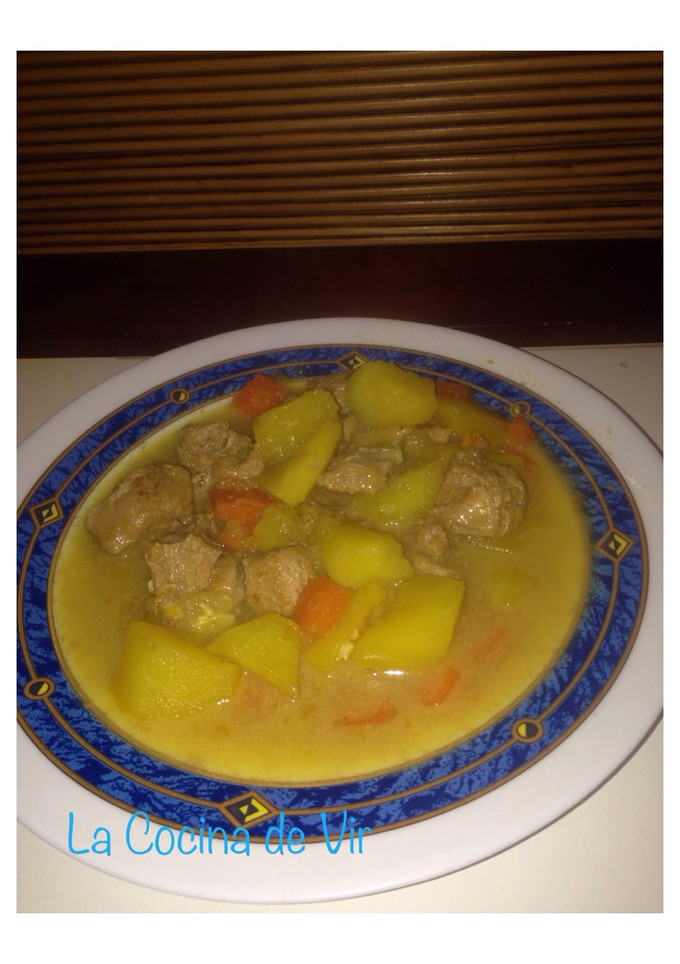 Una foto de Estofado de patatas con pavo