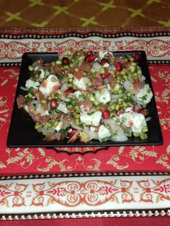 अंकुरित सलाद (Ankurit salad recipe in Hindi) रेसिपी मुख्य फोटो