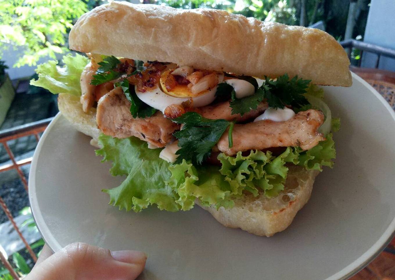 Chicken sandwhich