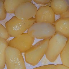 A picture of Buttered Potatoes 🥔.