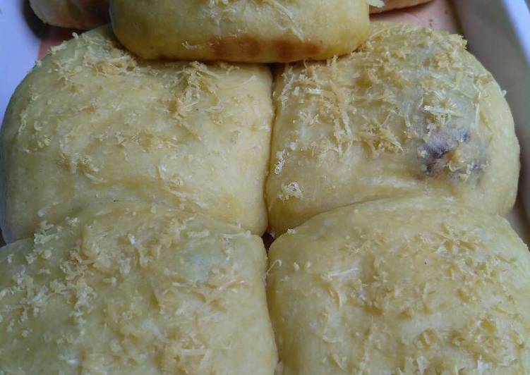 Roti sobek picoju(pisang coklat keju)