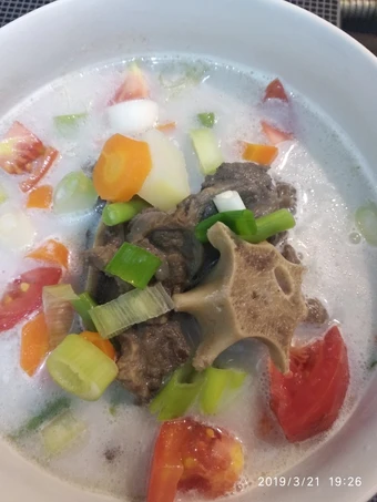 Langkah Mudah untuk Membuat Resep Sop Buntut /Iga Sapi Kuah Susu (Betawi) Anti Ribet, Enak