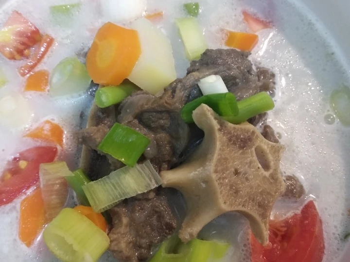 Langkah Mudah untuk Membuat Resep Sop Buntut /Iga Sapi Kuah Susu (Betawi) Anti Ribet, Enak
