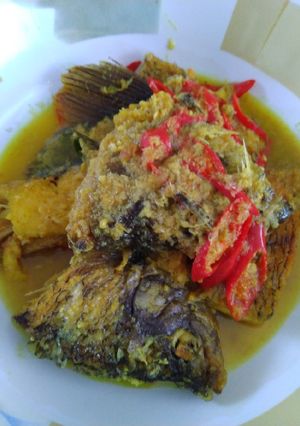 Foto resep Gurami bumbu kuning